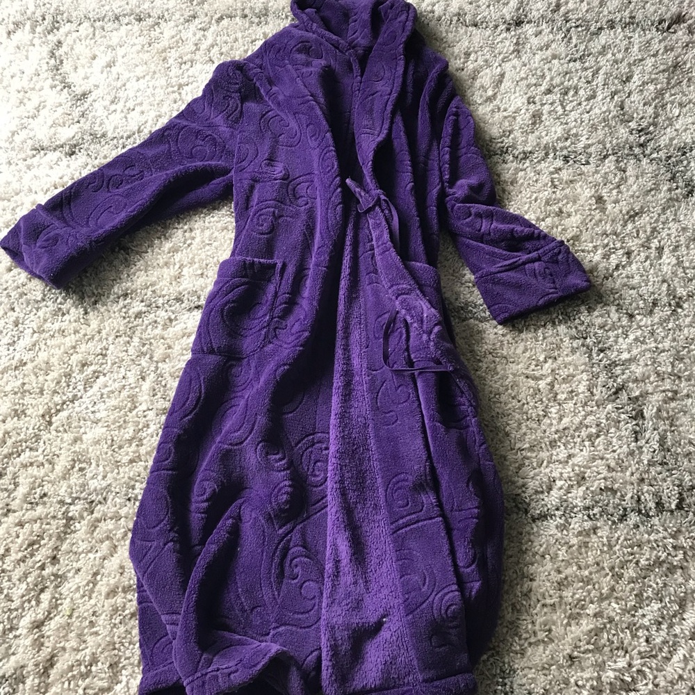 Women’s robe